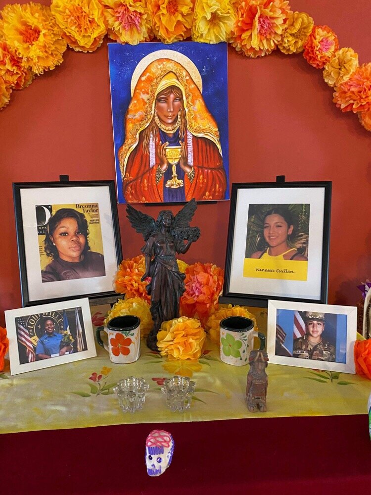 An ofrenda to honor Breonna Taylor in Fort Wayne.