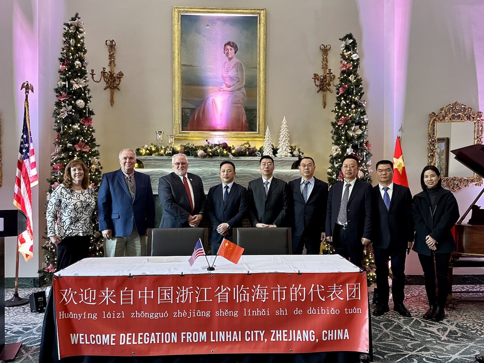 Friendly Cities Signing with the Mayor and Delegation from Linhai City.