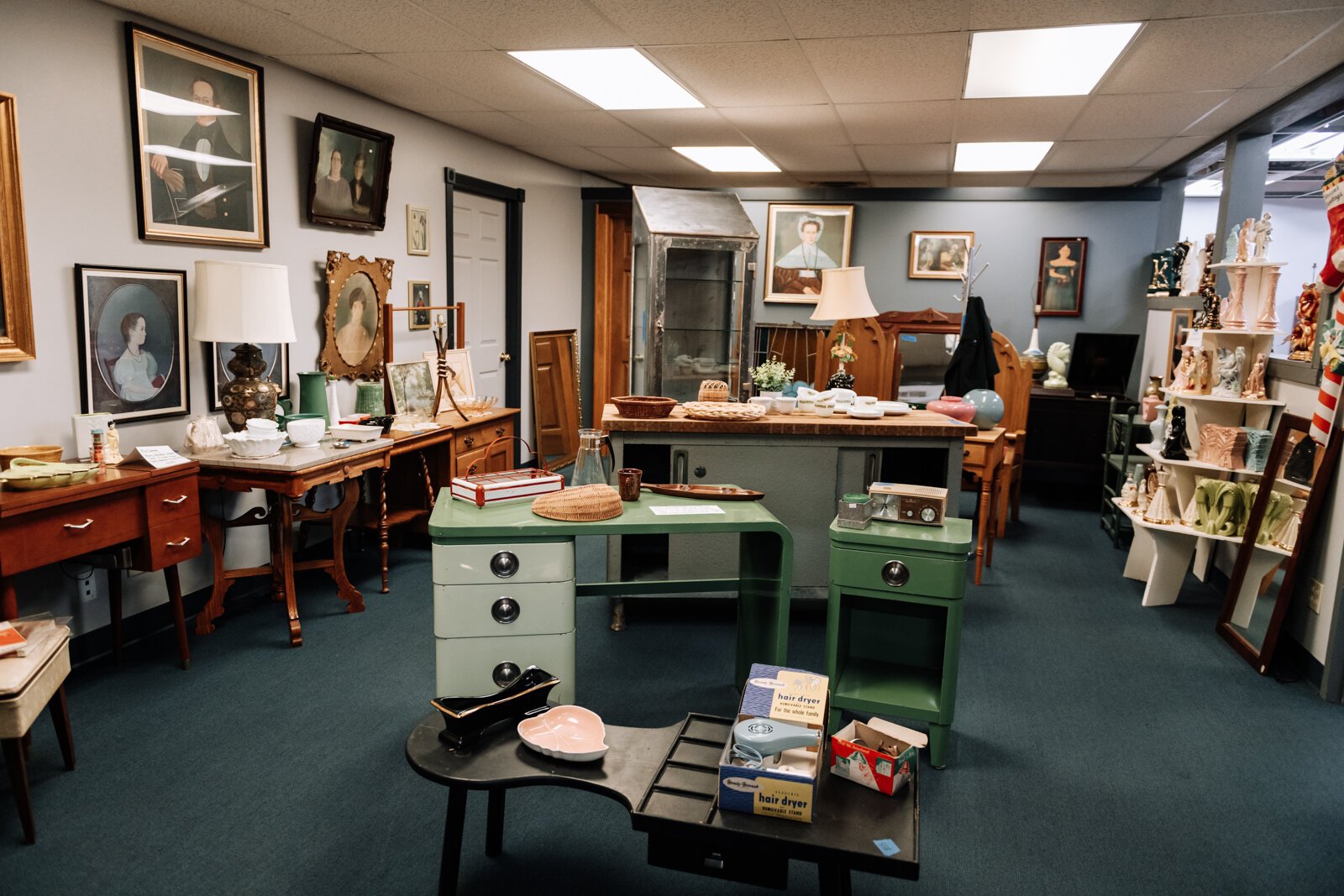 One of the many rooms available to customers at Reclaimed Fort Wayne.