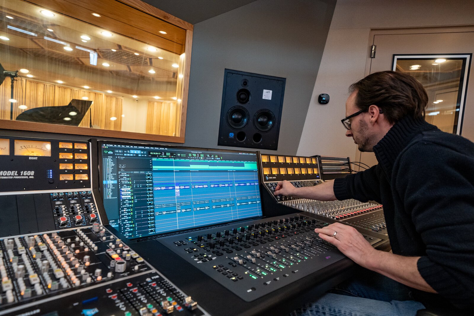 A world-class, holistic recording studio in Fort Wayne is helping artists  be seen and heard